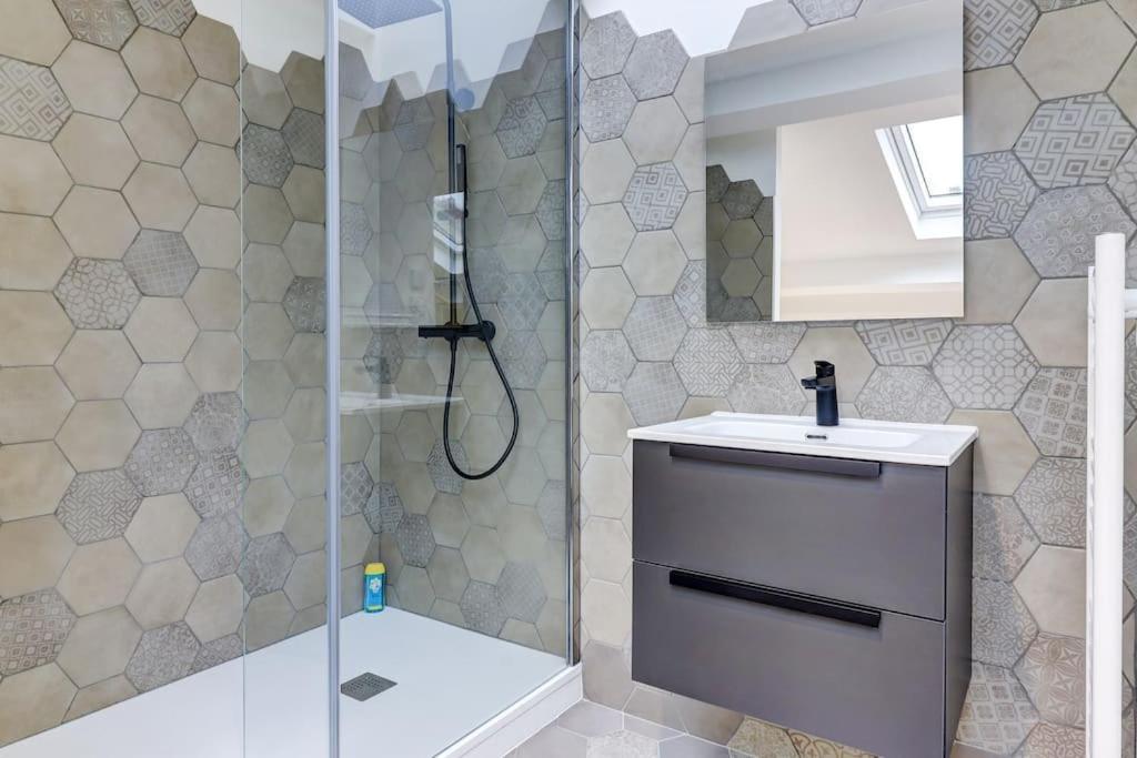 La Cambuse Topdestination-Bourg - Centre Ville - Classe 3 Etoiles Екстериор снимка