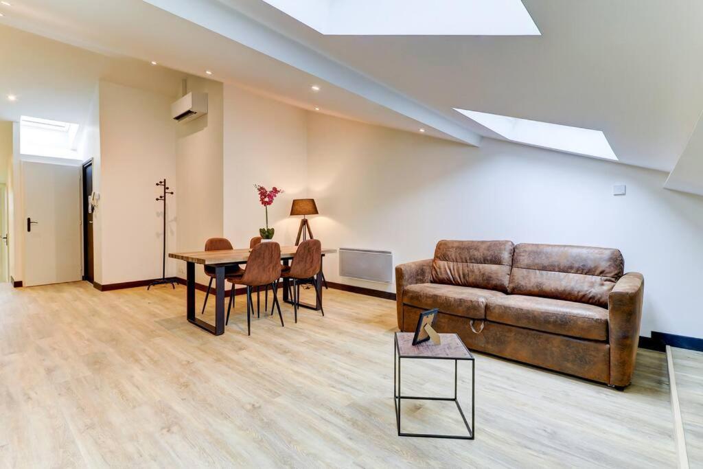 La Cambuse Topdestination-Bourg - Centre Ville - Classe 3 Etoiles Екстериор снимка