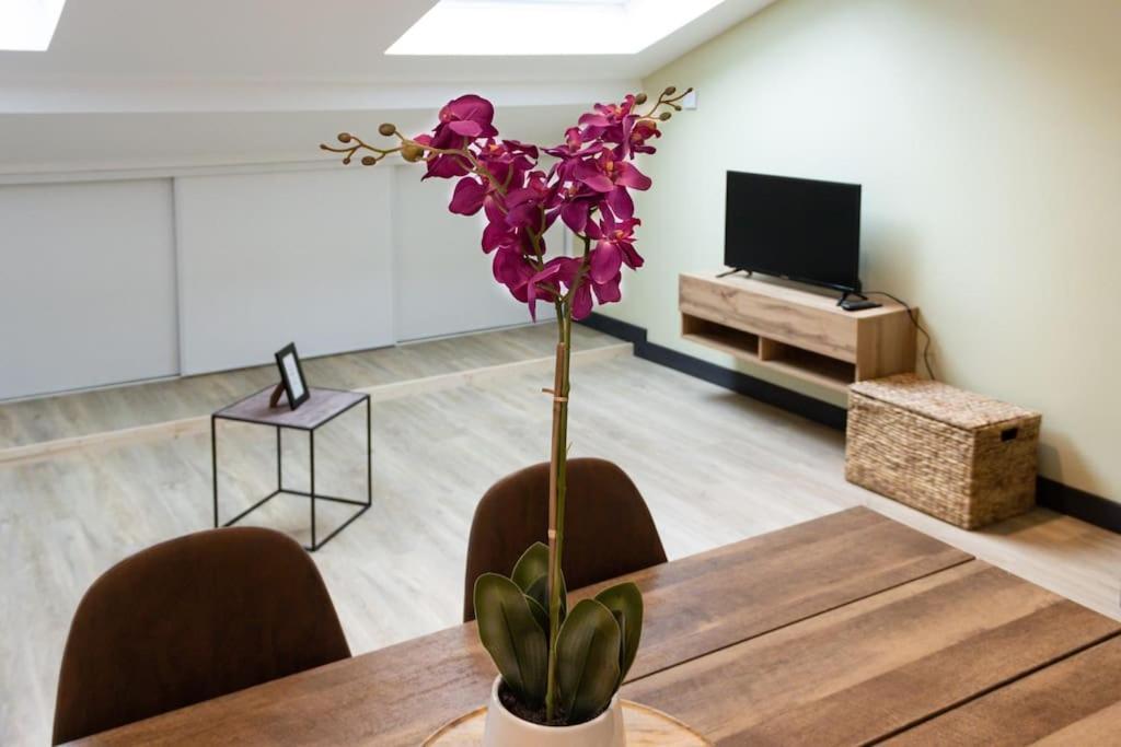 La Cambuse Topdestination-Bourg - Centre Ville - Classe 3 Etoiles Екстериор снимка